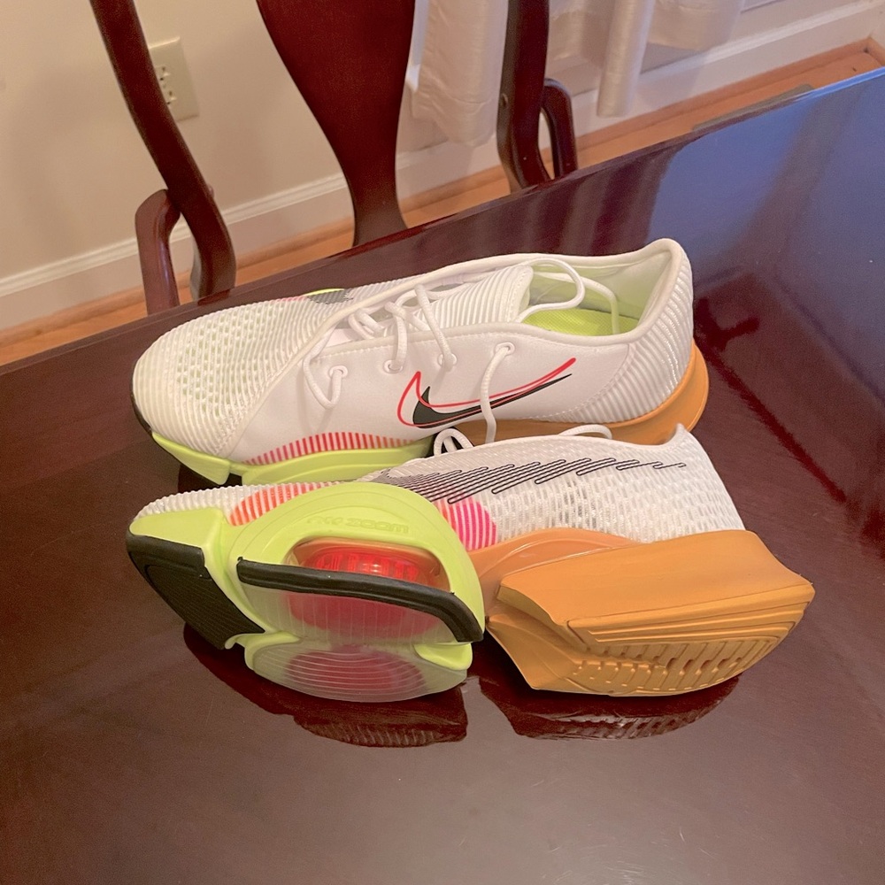 Nike Air Zoom SuperRep 2 HIIT
Training Women’s Shoes Size 10.5